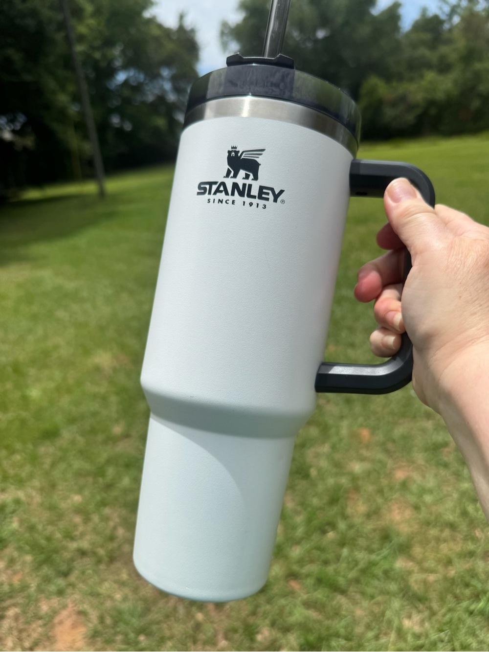 Stanley OG POLAR White and Black The Original Adventure Travel Tumbler Cup V2